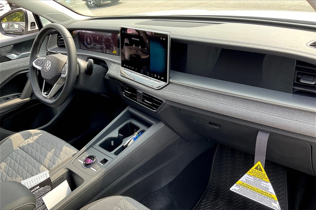 2025 Volkswagen Tiguan 2.0T S - Photo 10