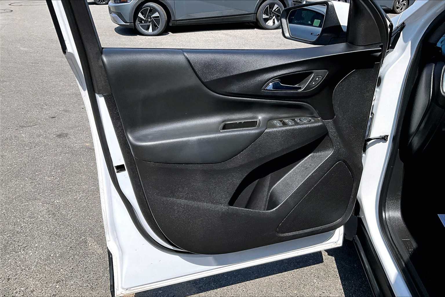 2023 Chevrolet Equinox LT - Photo 9