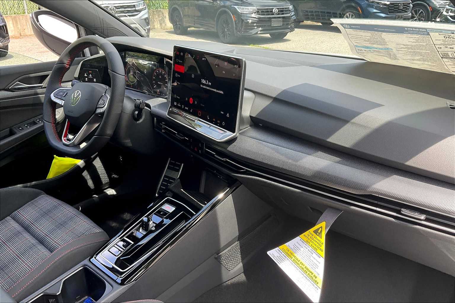 2025 Volkswagen Golf GTI S - Photo 10
