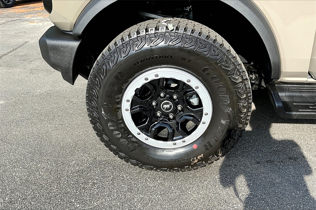 2025 Ford Bronco Outer Banks - Photo 12