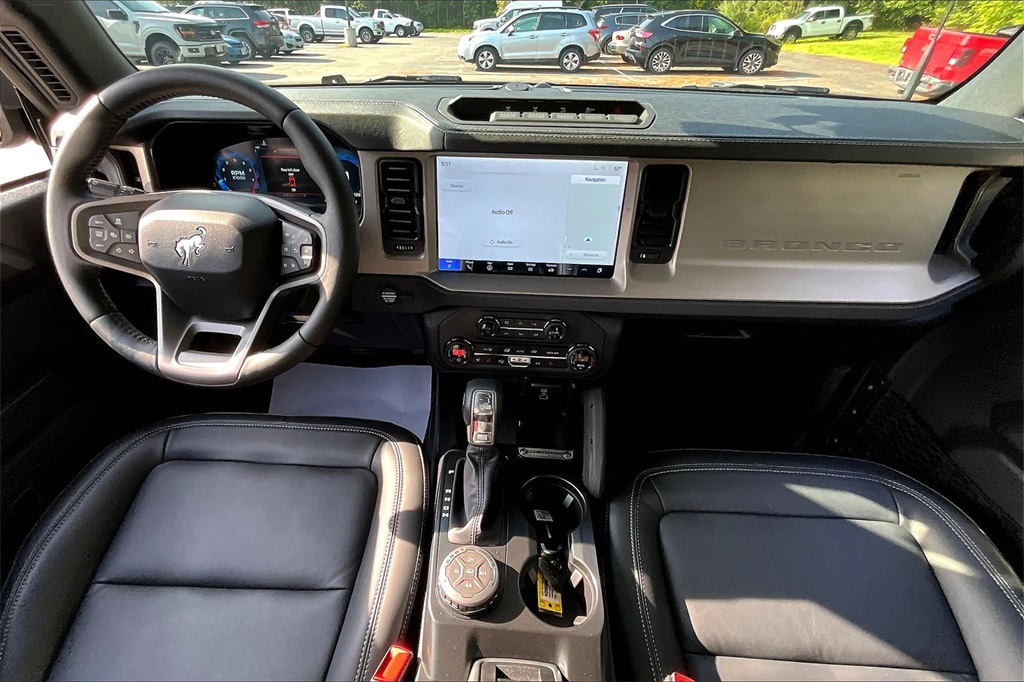 2025 Ford Bronco Outer Banks - Photo 6
