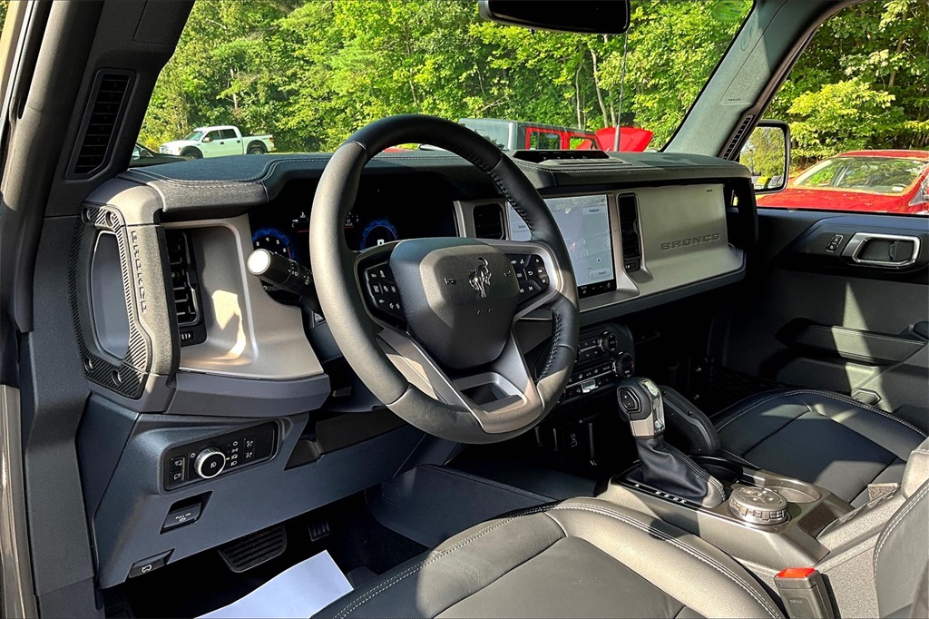 2025 Ford Bronco Outer Banks - Photo 7