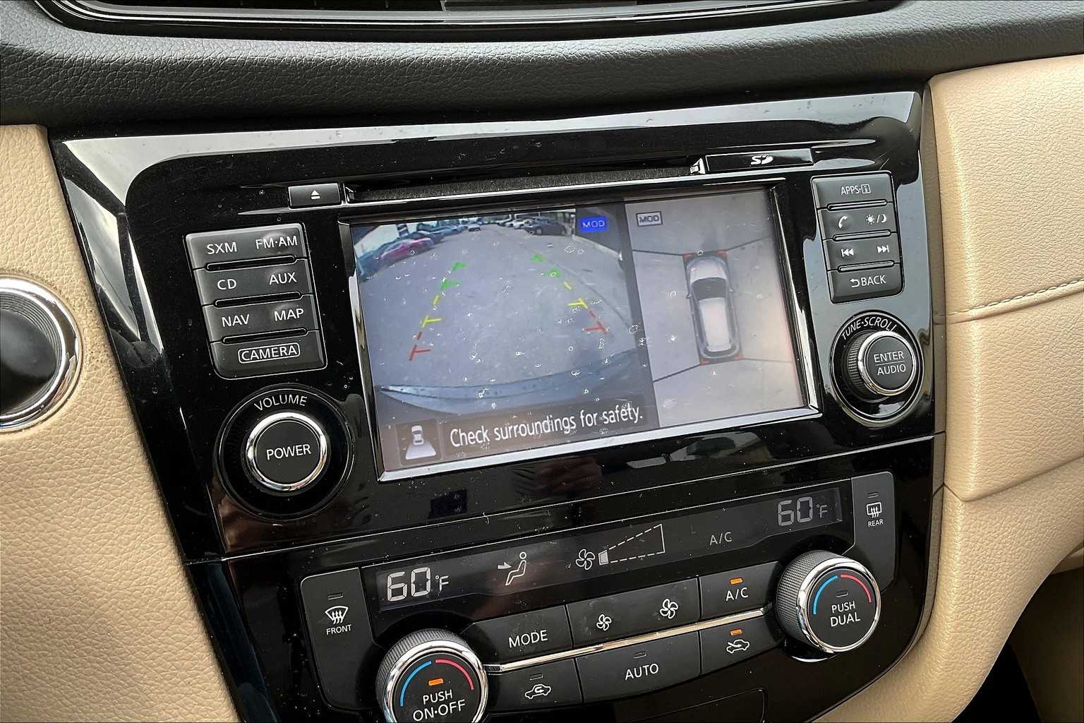 2017 Nissan Rogue SV - Photo 19