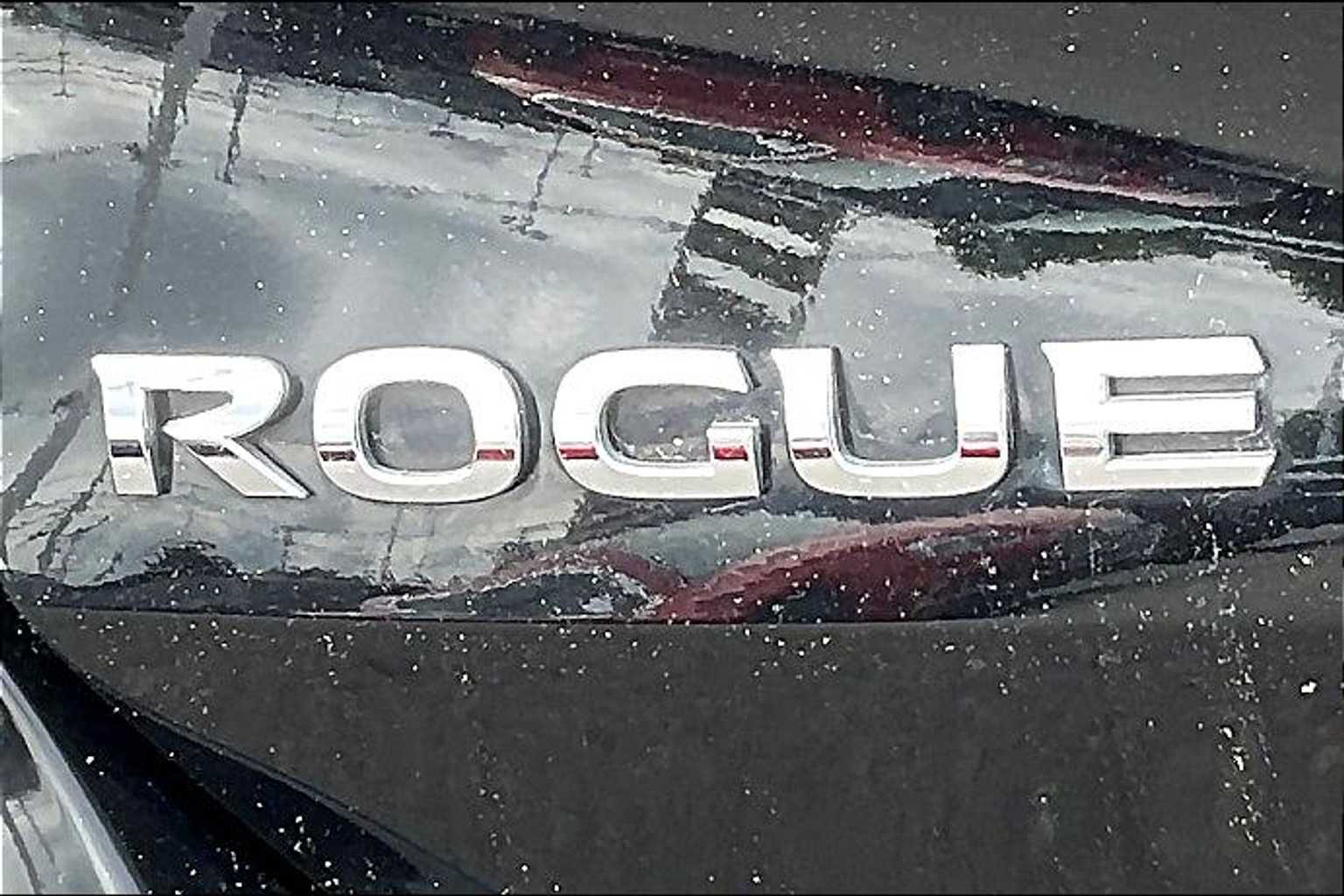 2017 Nissan Rogue SV - Photo 28