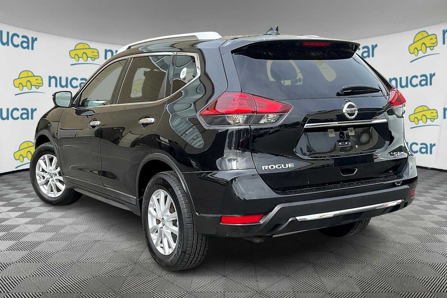 2017 Nissan Rogue SV - Photo 4