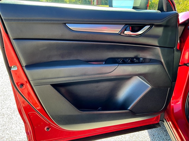 2023 Mazda CX-5 2.5 S Preferred Package - Photo 9