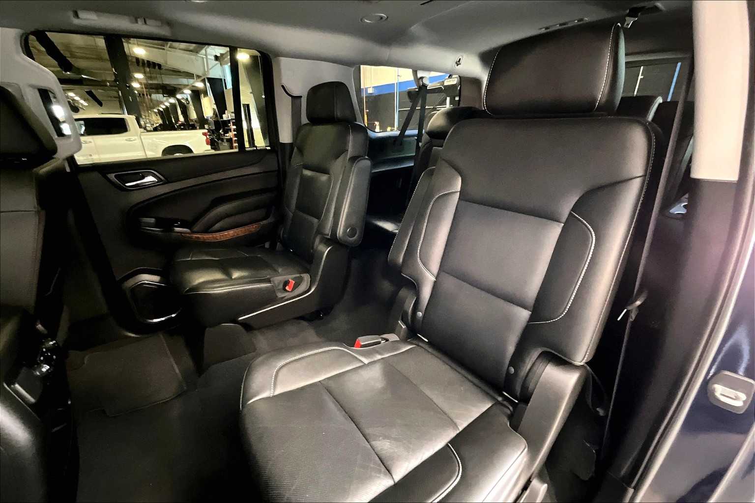 2019 Chevrolet Suburban Premier - Photo 15