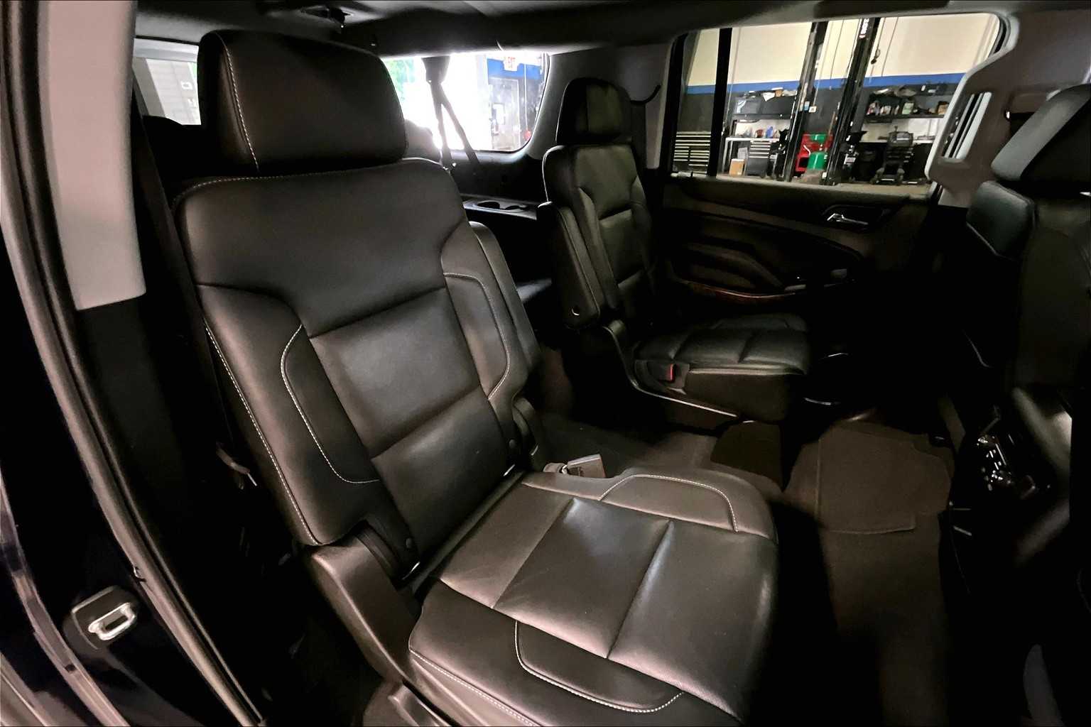 2019 Chevrolet Suburban Premier - Photo 16