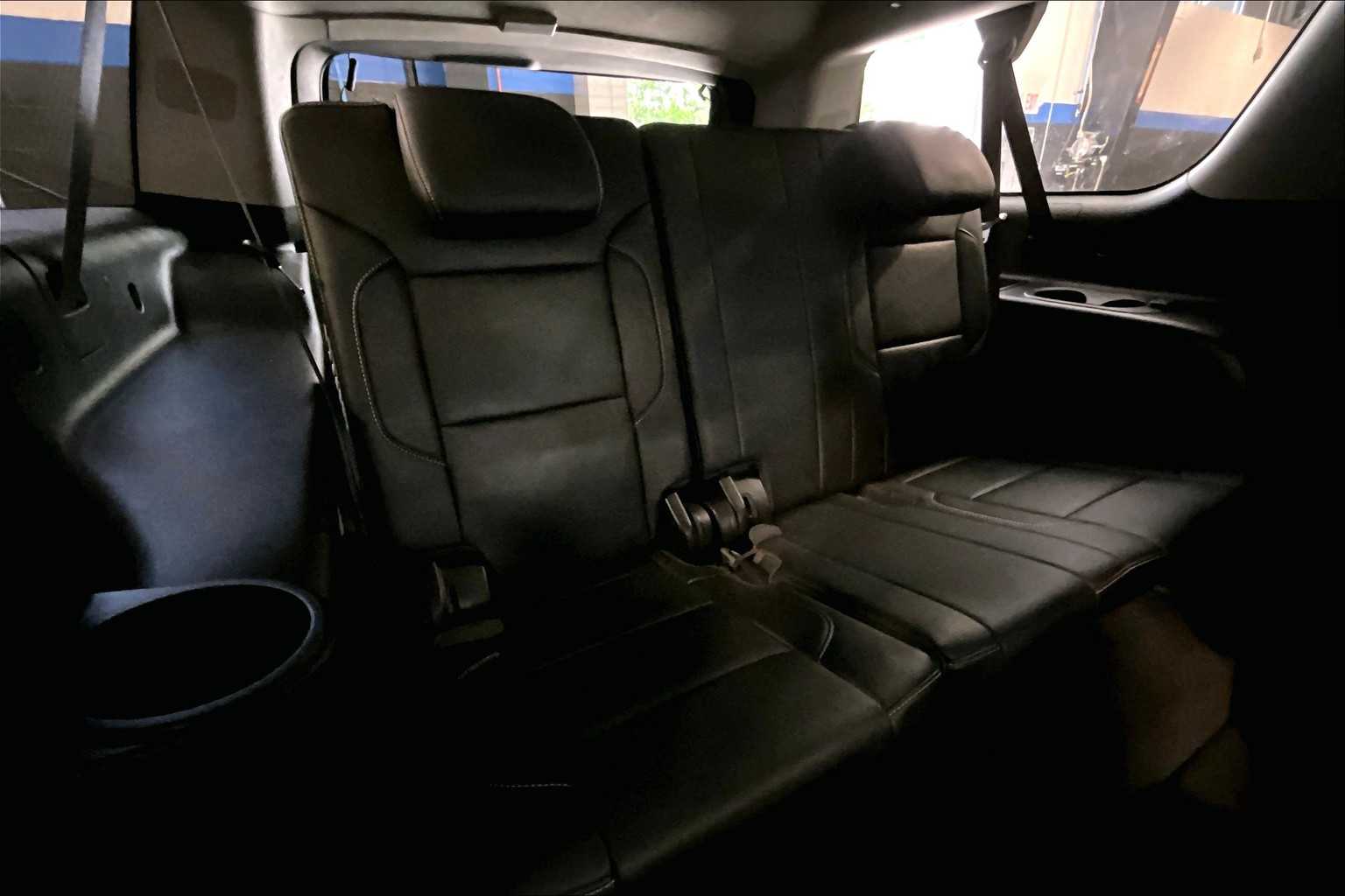 2019 Chevrolet Suburban Premier - Photo 17