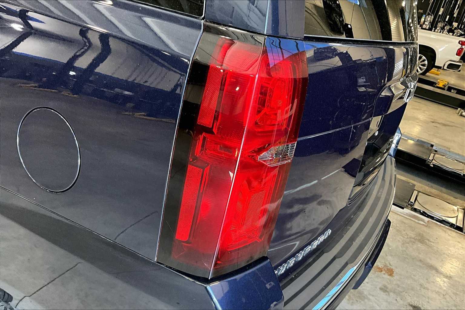 2019 Chevrolet Suburban Premier - Photo 35