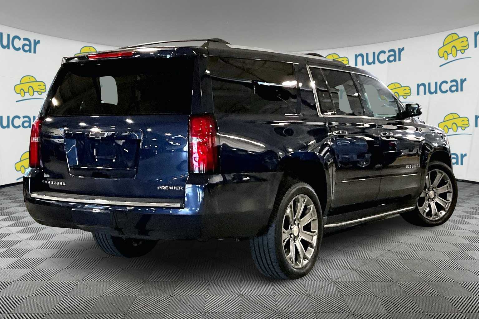2019 Chevrolet Suburban Premier - Photo 6