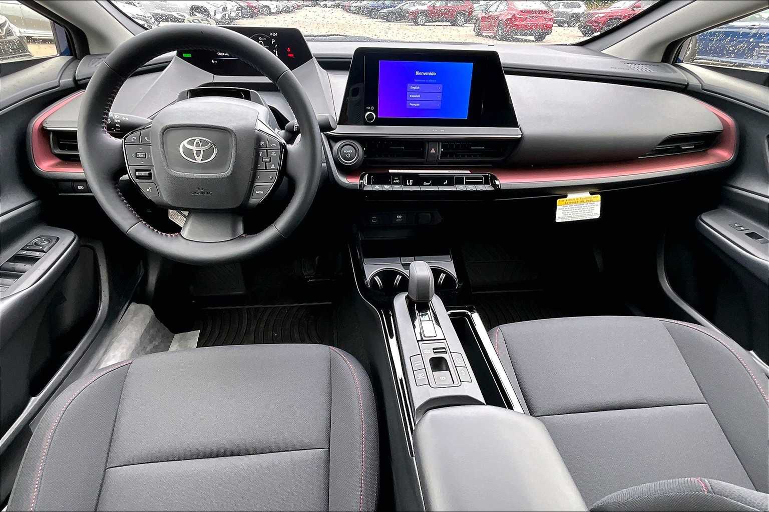 2025 Toyota Prius Plug-In Hybrid SE - Photo 12