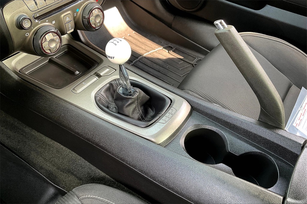 2012 Chevrolet Camaro SS - Photo 18