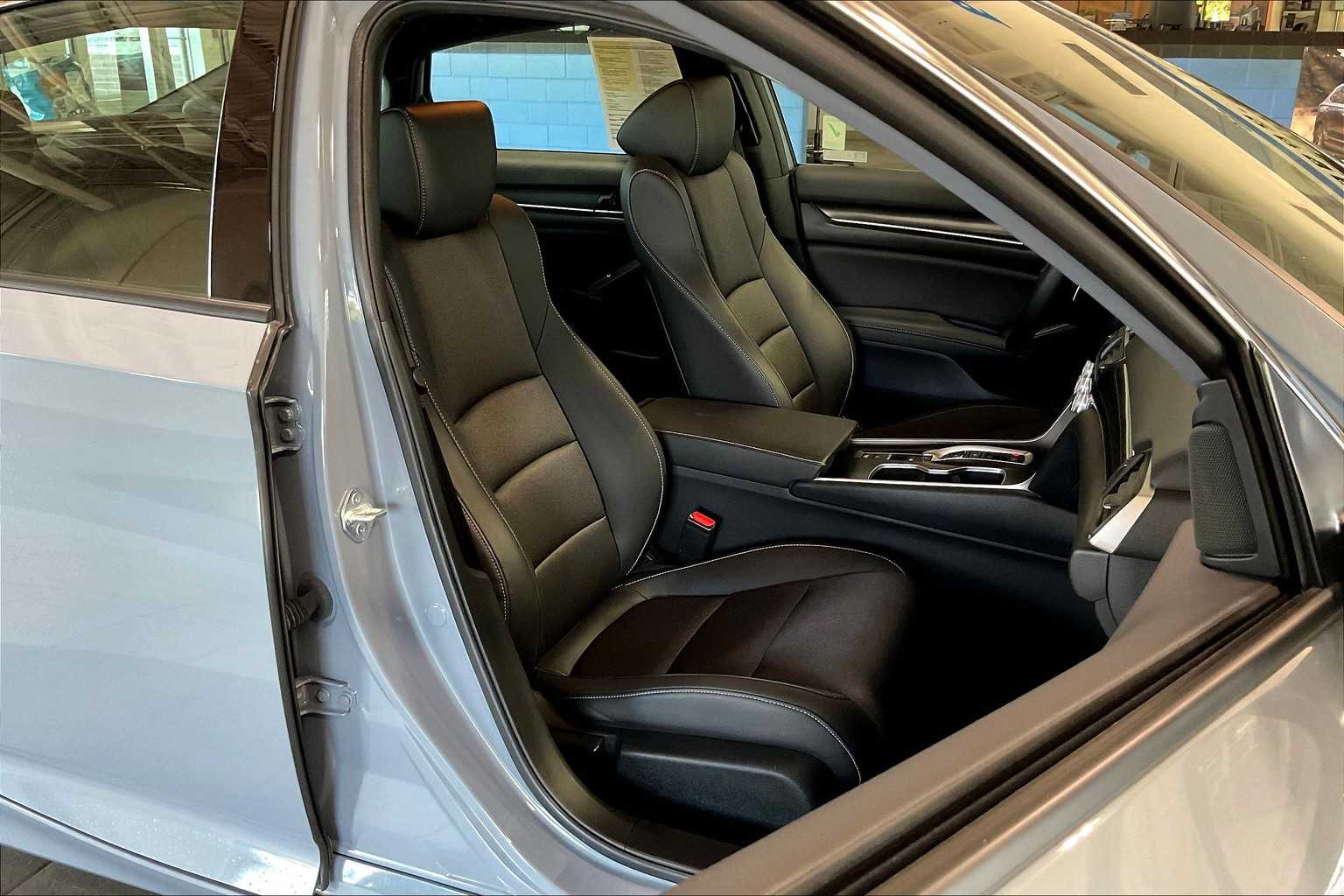 2022 Honda Accord Hybrid Sport - Photo 11