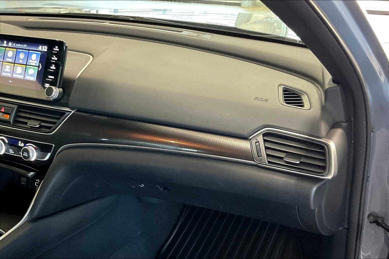 2022 Honda Accord Hybrid Sport - Photo 13