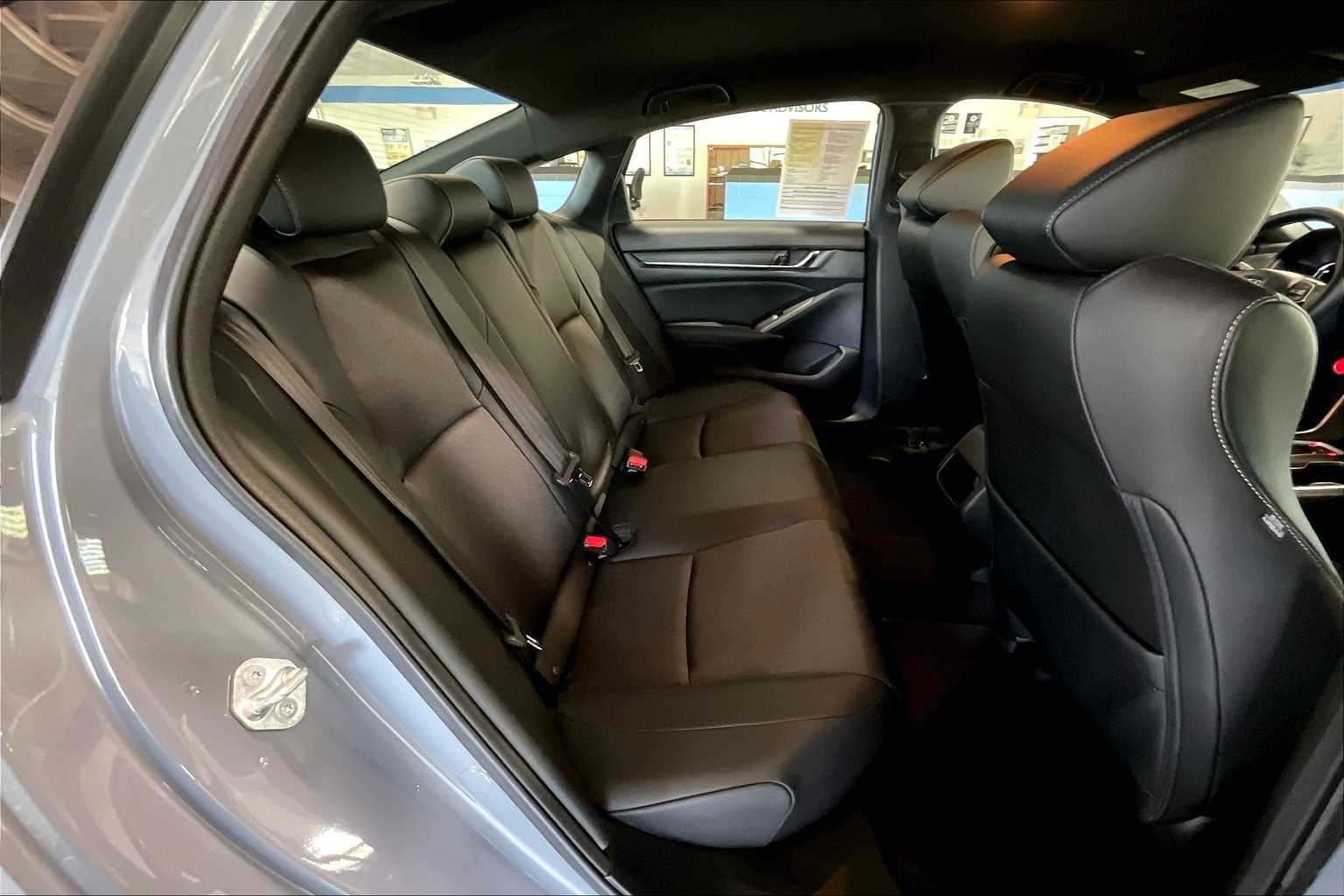 2022 Honda Accord Hybrid Sport - Photo 16
