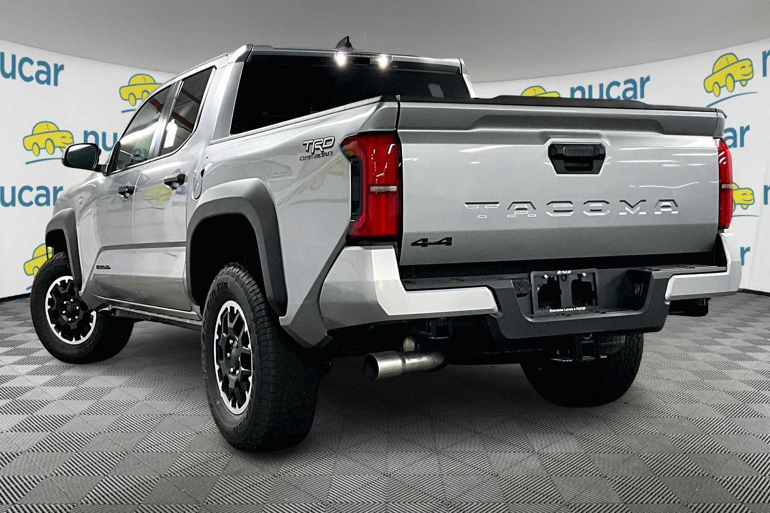 2025 Toyota Tacoma TRD Off Road - Photo 5