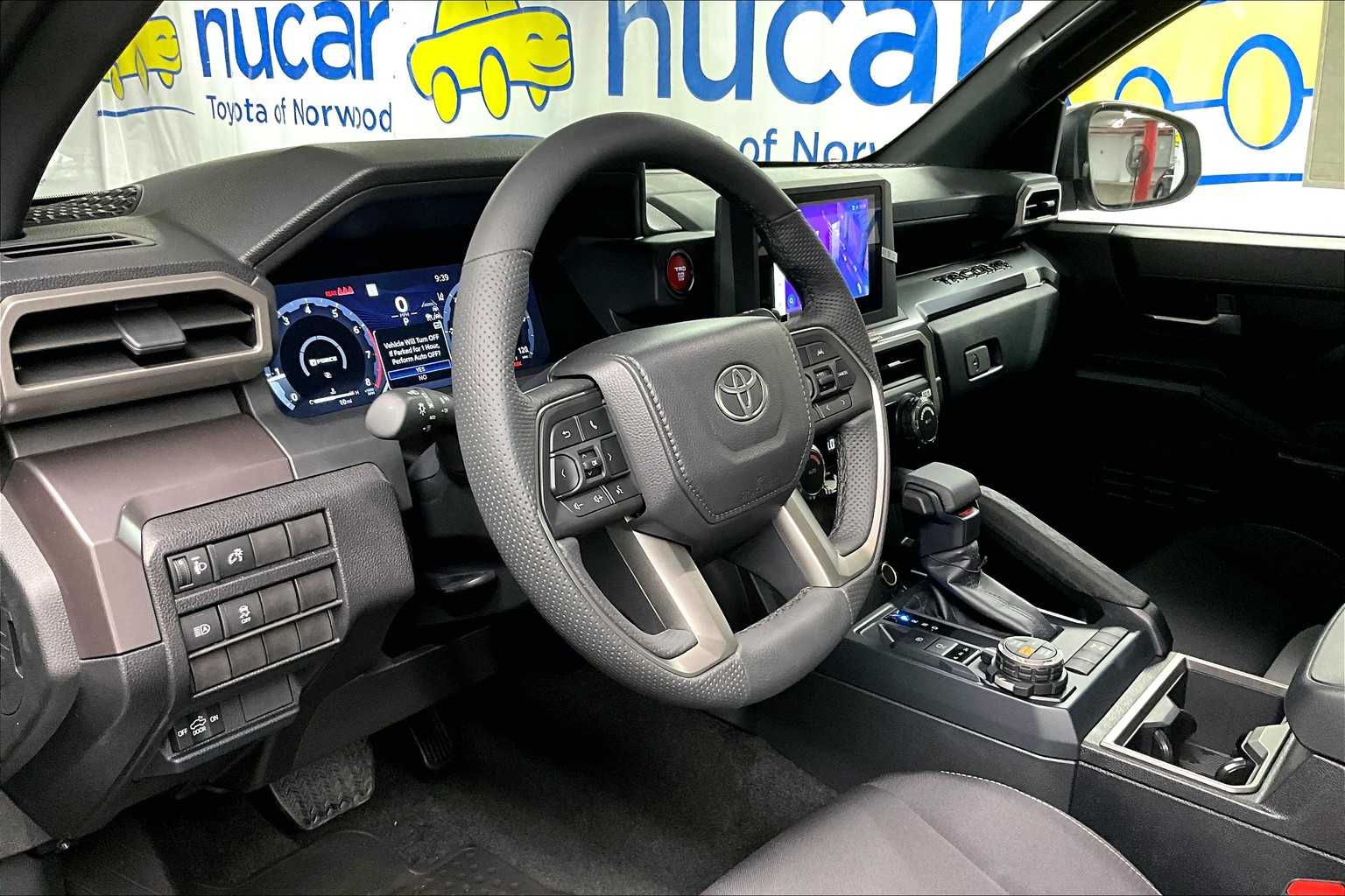 2025 Toyota Tacoma TRD Off Road - Photo 9
