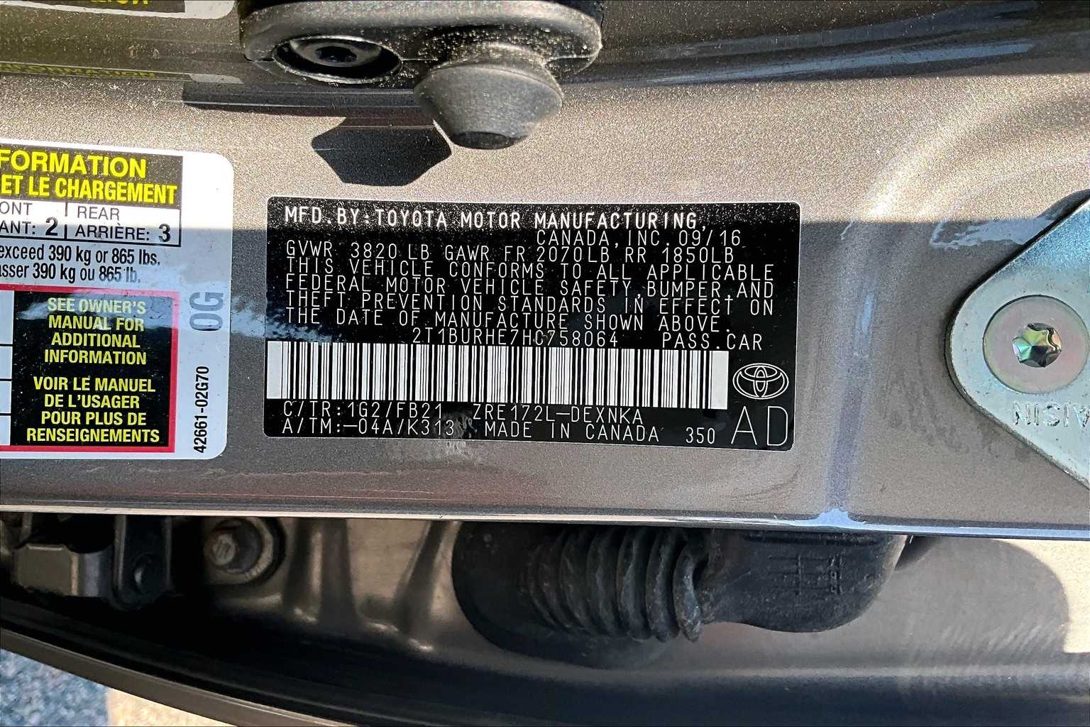 2017 Toyota Corolla LE - Photo 6