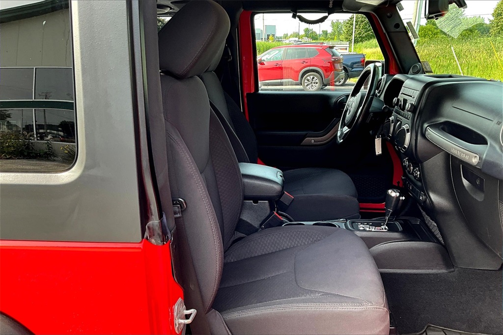 2013 Jeep Wrangler Sport - Photo 11