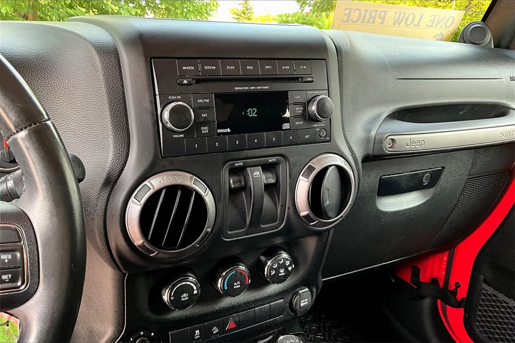 2013 Jeep Wrangler Sport - Photo 18