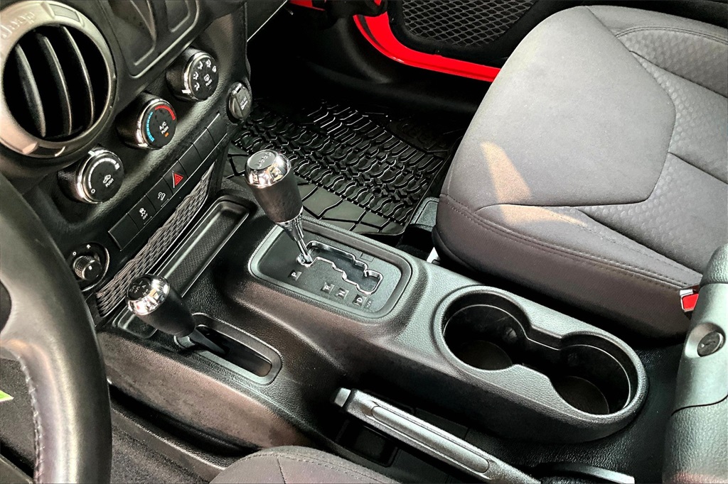 2013 Jeep Wrangler Sport - Photo 19