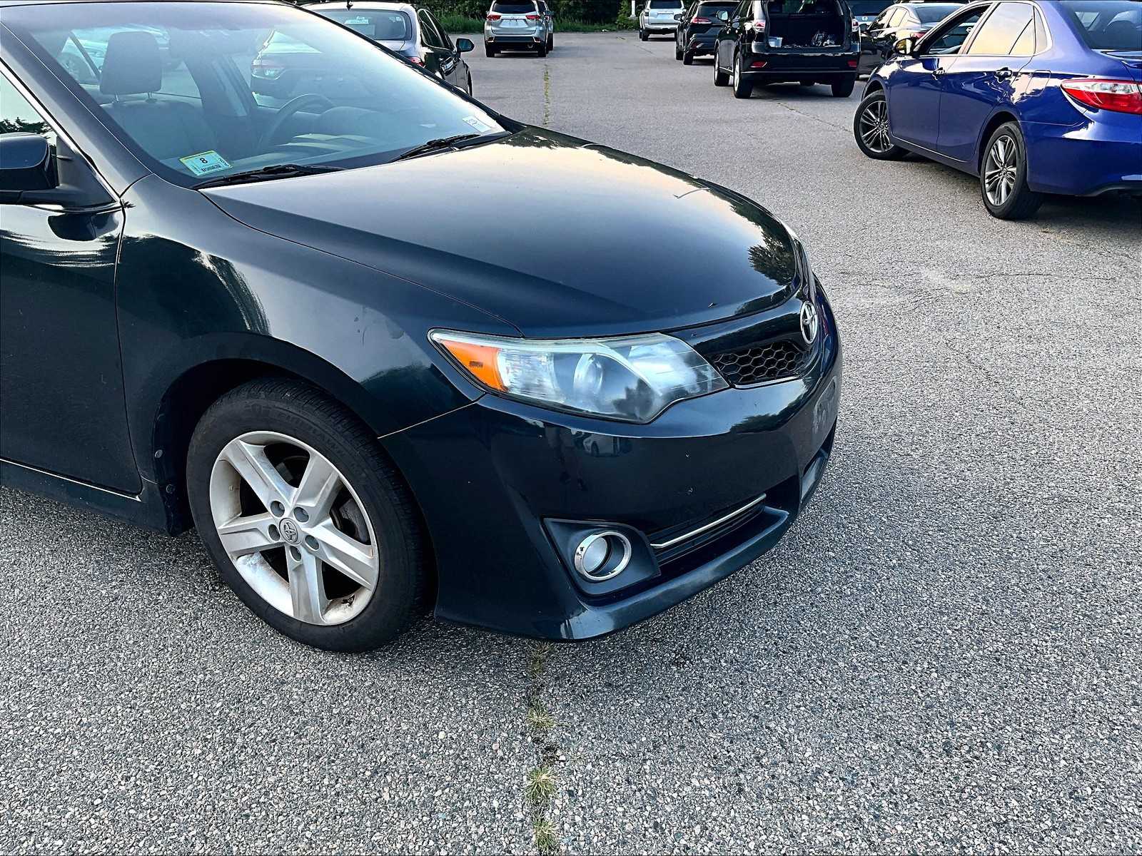 2013 Toyota Camry SE - Photo 5