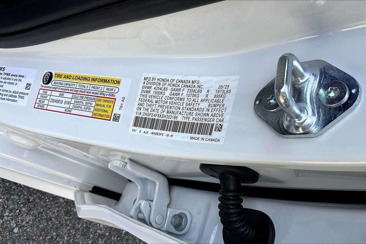 2025 Honda Civic Hybrid Sport Touring - Photo 18
