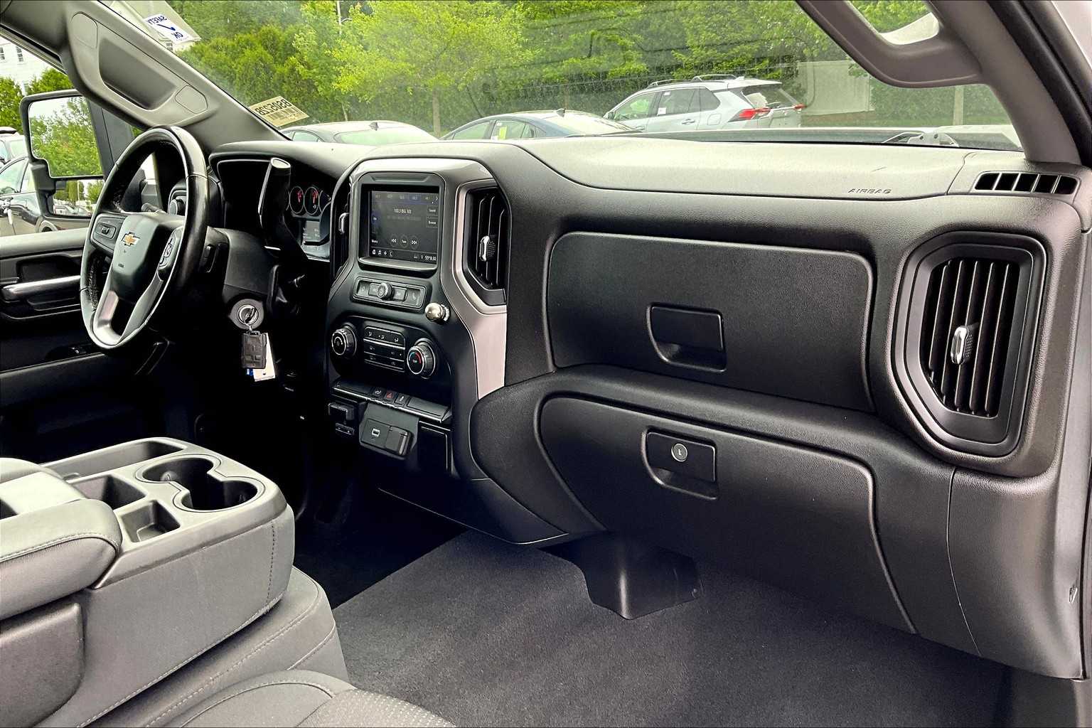 2020 Chevrolet Silverado 2500HD Custom - Photo 14
