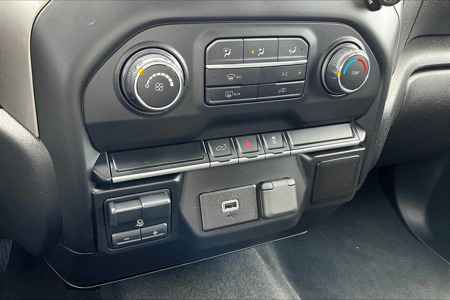 2020 Chevrolet Silverado 2500HD Custom - Photo 27