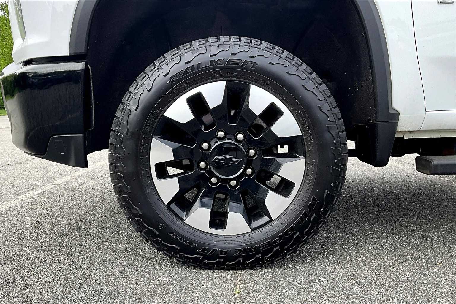 2020 Chevrolet Silverado 2500HD Custom - Photo 7