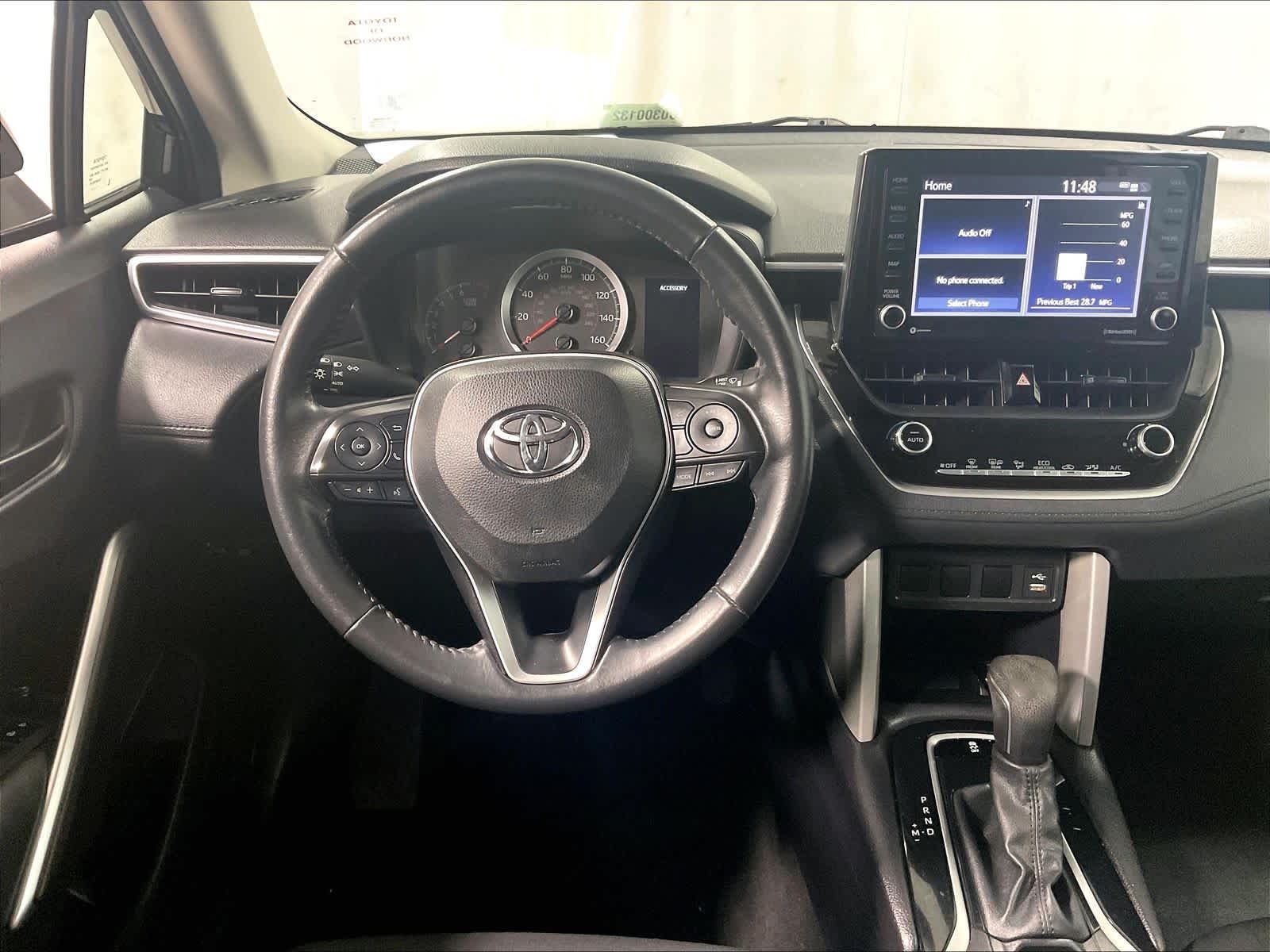 2022 Toyota Corolla Cross LE - Photo 17