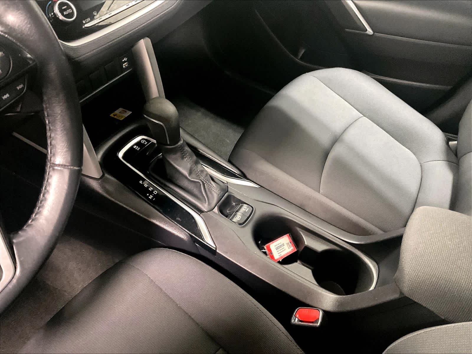 2022 Toyota Corolla Cross LE - Photo 20