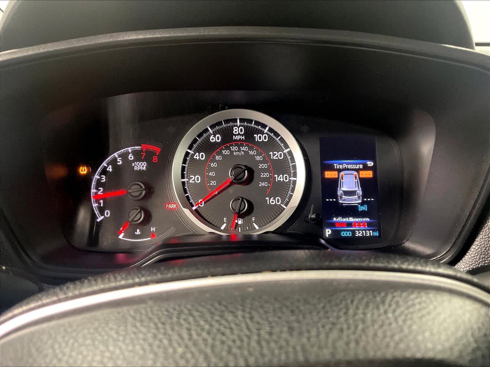 2022 Toyota Corolla Cross LE - Photo 24