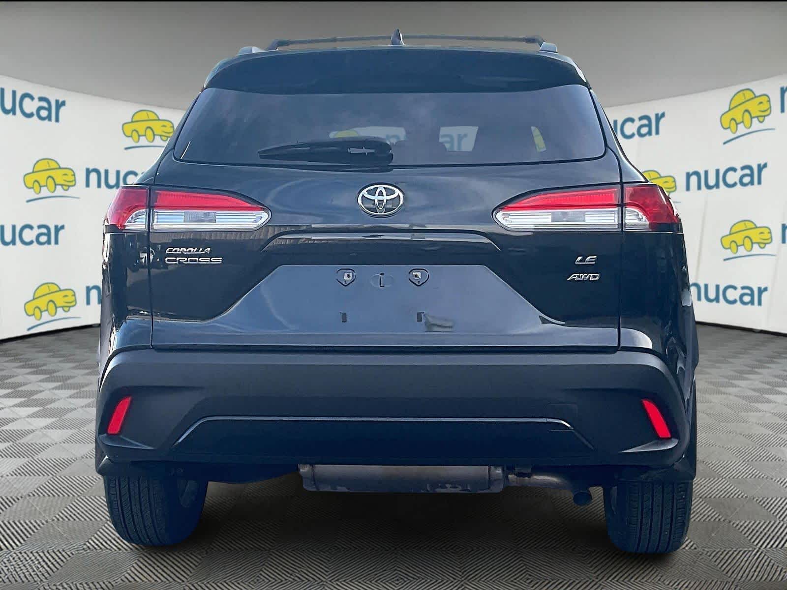 2022 Toyota Corolla Cross LE - Photo 5