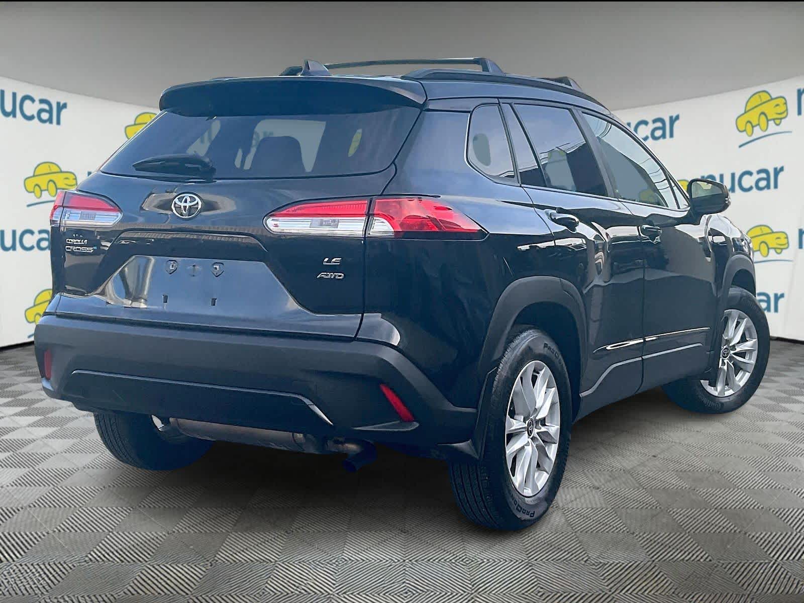 2022 Toyota Corolla Cross LE - Photo 6