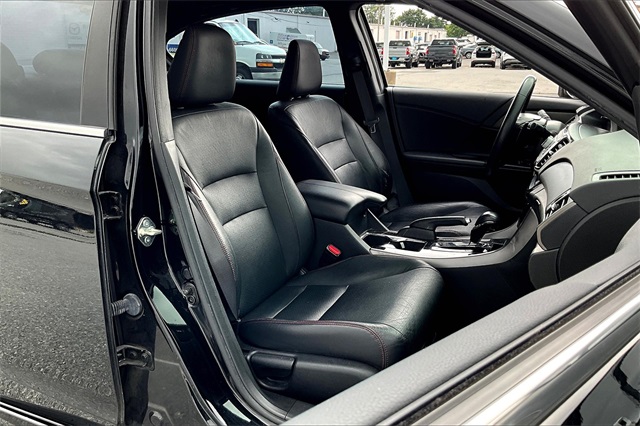 2017 Honda Accord Sport Special Edition - Photo 11