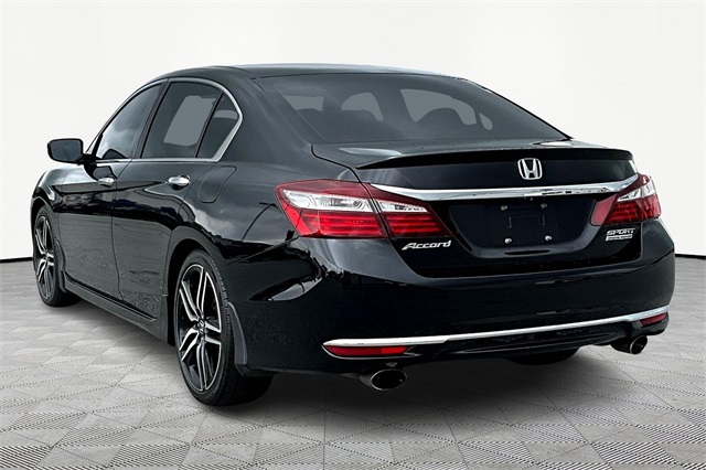2017 Honda Accord Sport Special Edition - Photo 4