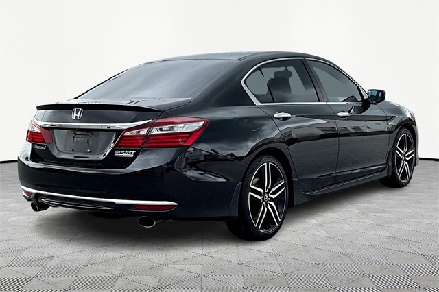 2017 Honda Accord Sport Special Edition - Photo 6