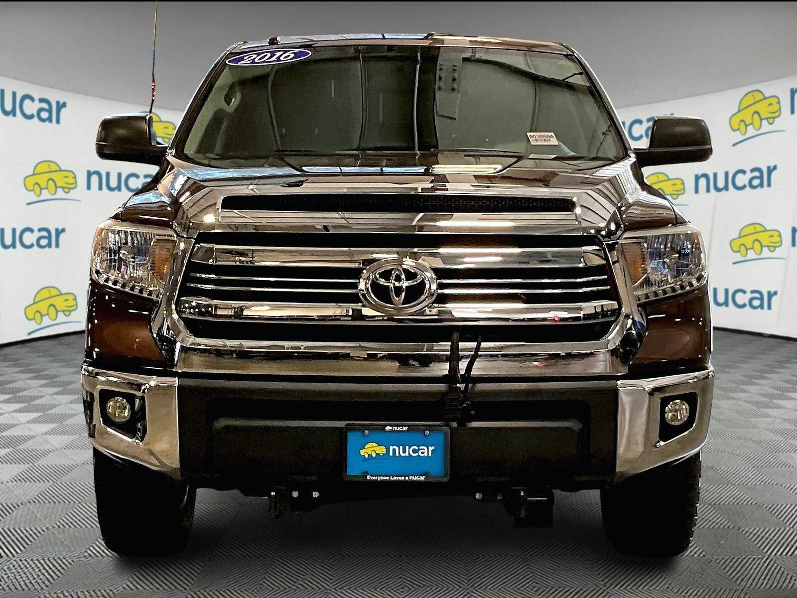 2016 Toyota Tundra SR5 - Photo 2