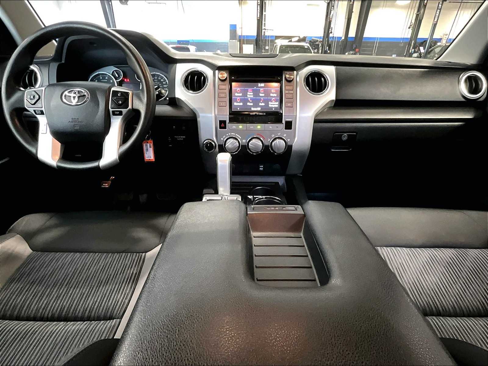 2016 Toyota Tundra SR5 - Photo 21