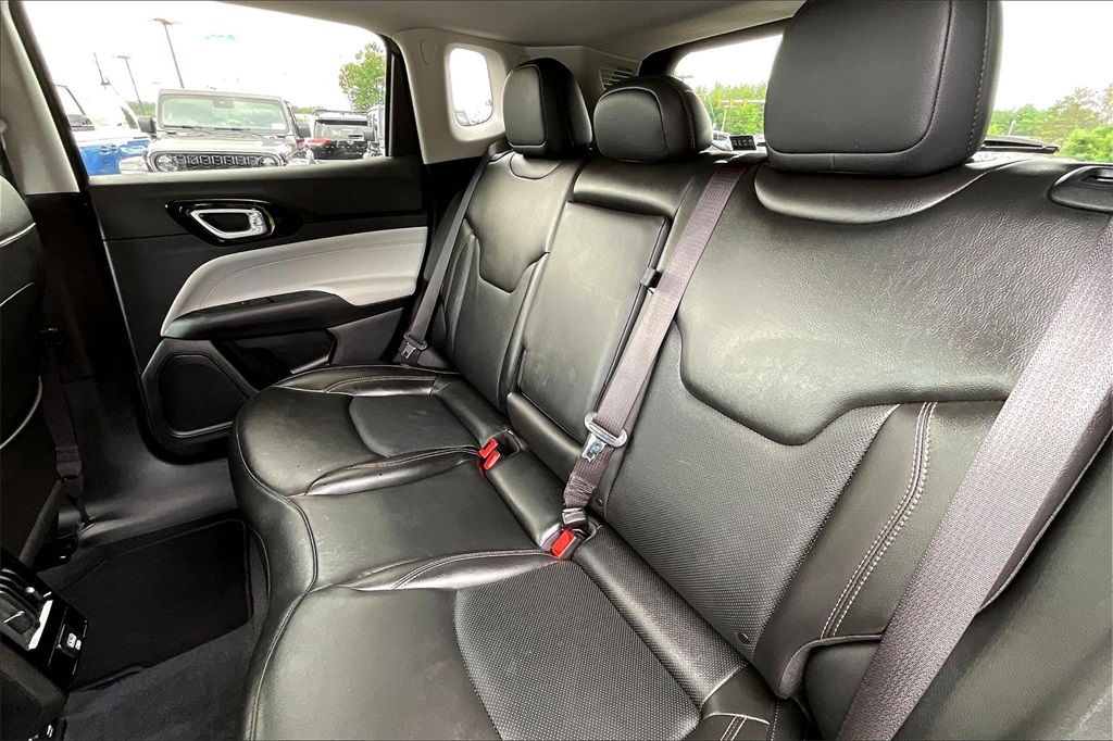2022 Jeep Compass Limited - Photo 14