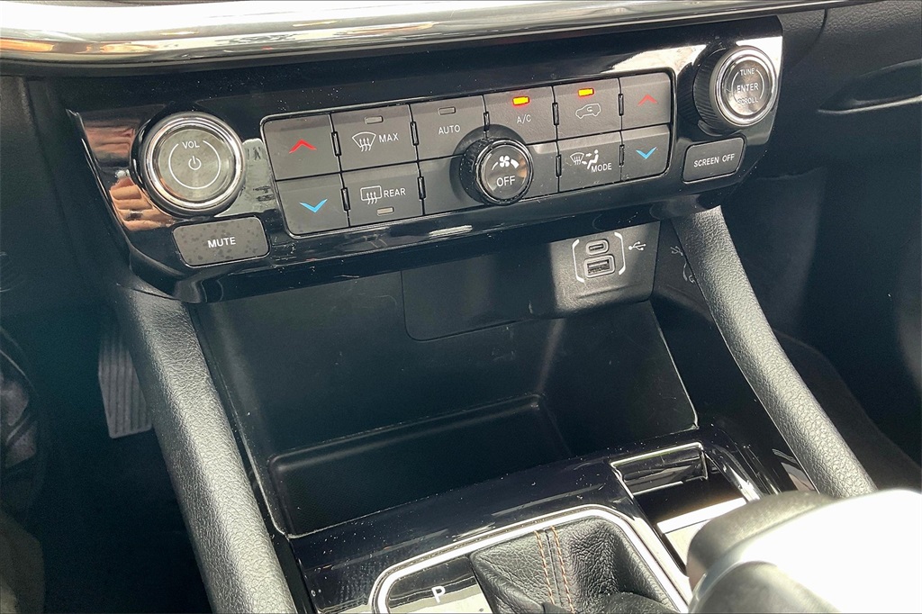 2022 Jeep Compass Limited - Photo 24