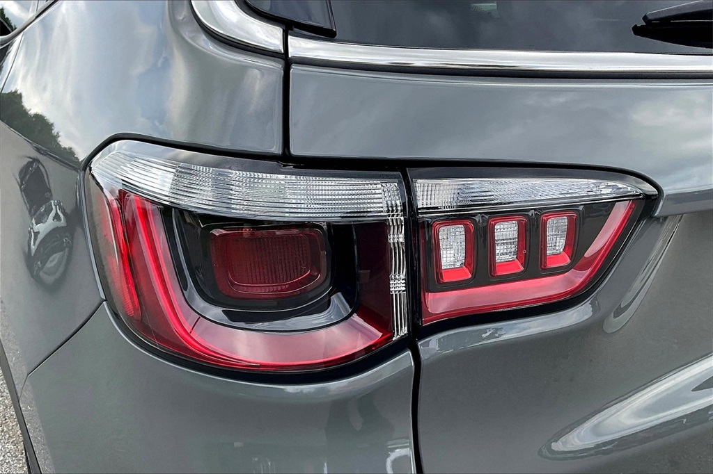 2022 Jeep Compass Limited - Photo 30