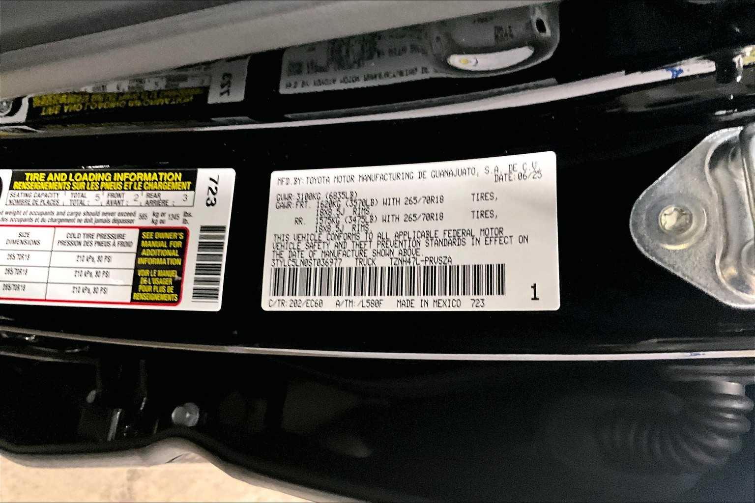 2025 Toyota Tacoma Trailhunter Hybrid - Photo 17