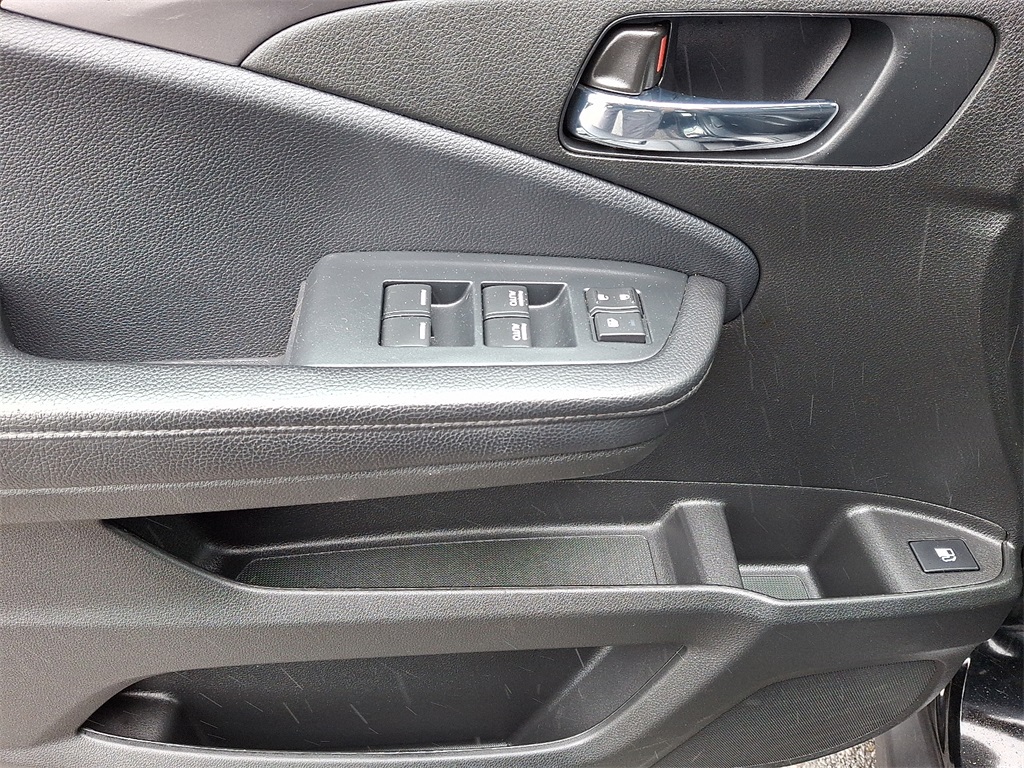 2022 Honda Pilot Sport - Photo 13