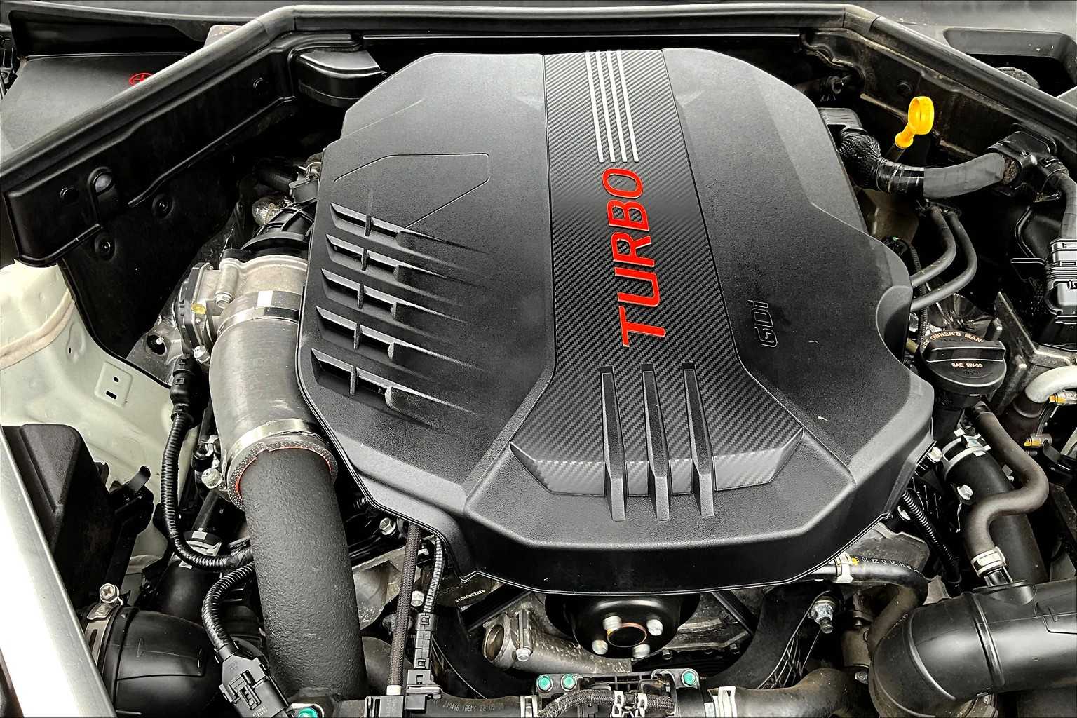 2022 Kia Stinger GT1 - Photo 34