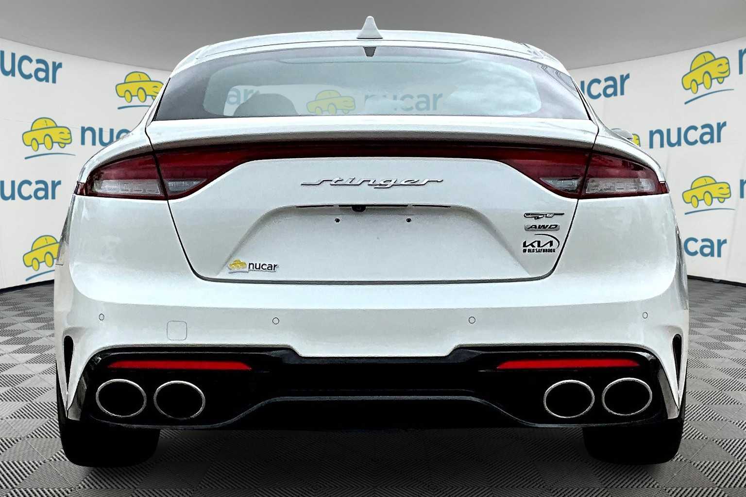 2022 Kia Stinger GT1 - Photo 5