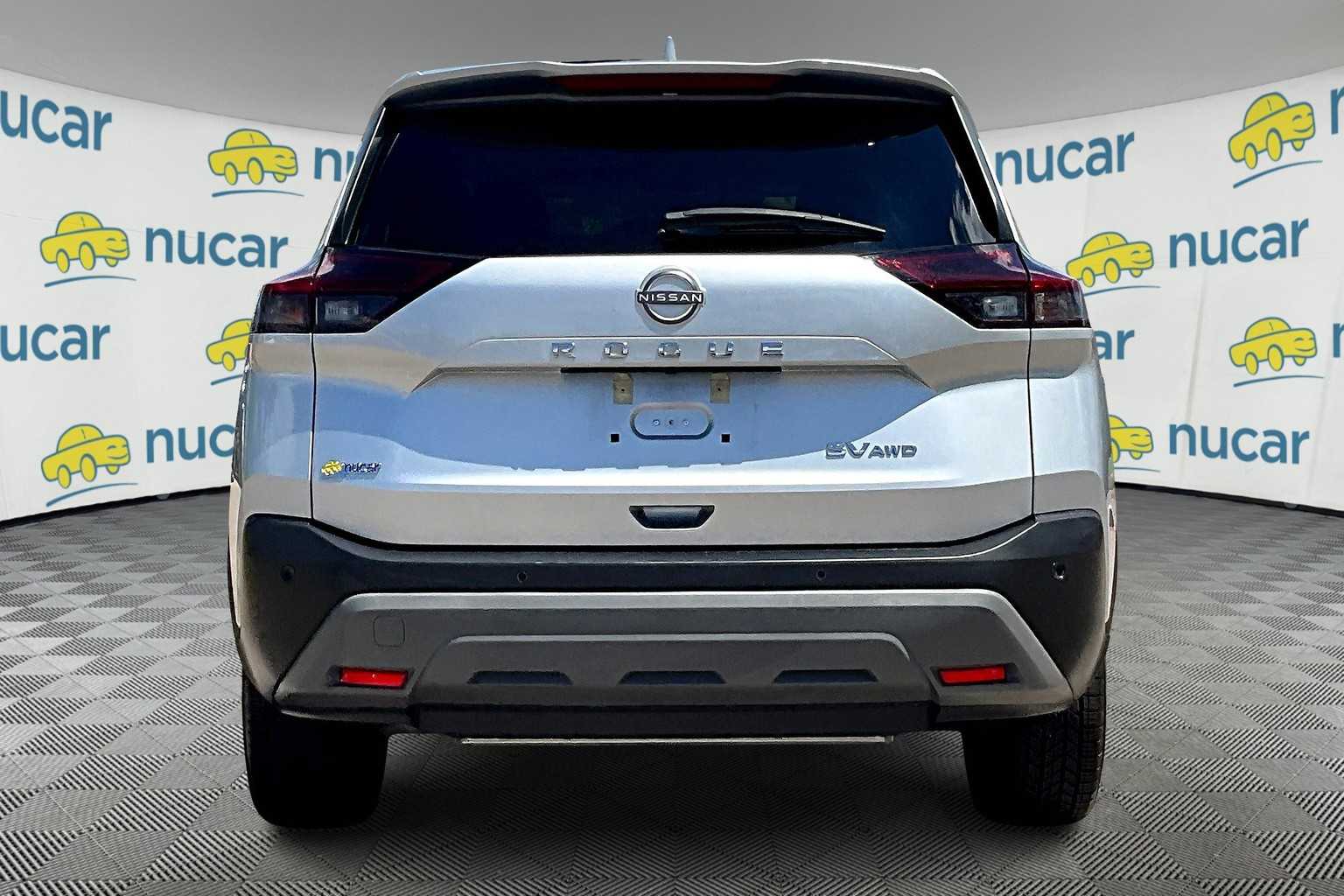 2023 Nissan Rogue SV - Photo 5