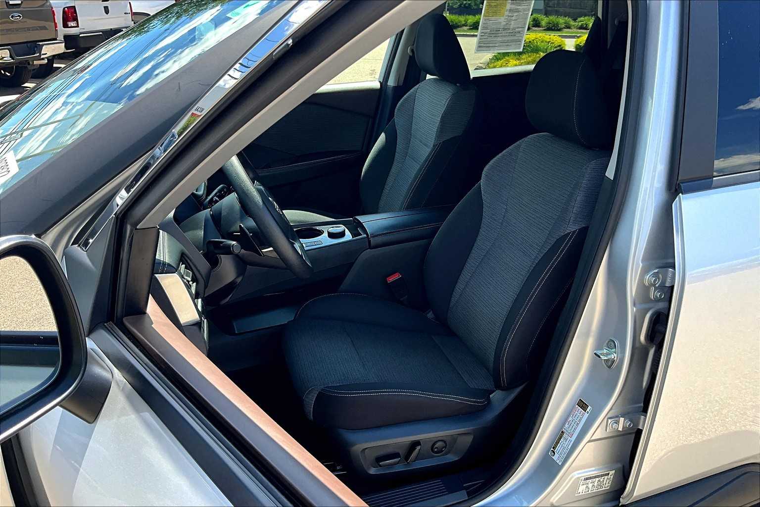 2023 Nissan Rogue SV - Photo 10